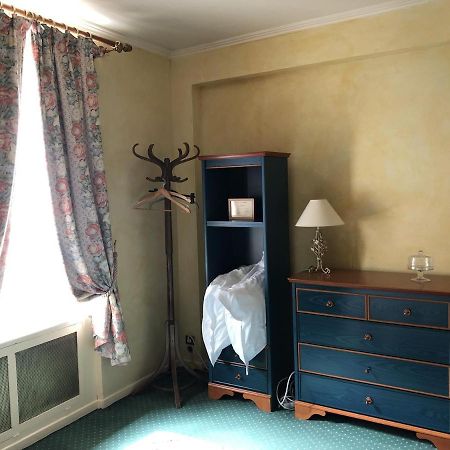 Hotel Le Cabouillet LʼIsle-Adam Zewnętrze zdjęcie