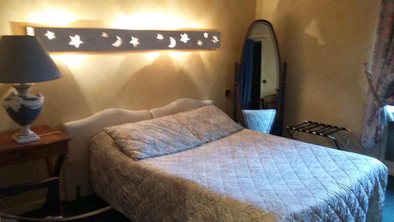 Hotel Le Cabouillet LʼIsle-Adam Zewnętrze zdjęcie