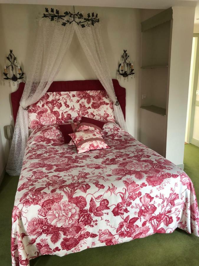 Hotel Le Cabouillet LʼIsle-Adam Zewnętrze zdjęcie