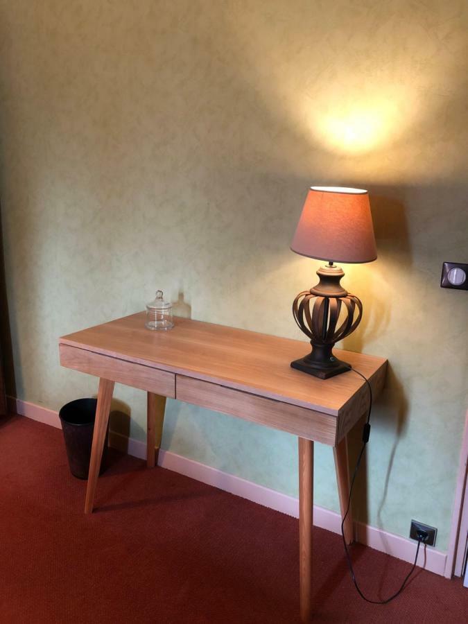 Hotel Le Cabouillet LʼIsle-Adam Zewnętrze zdjęcie